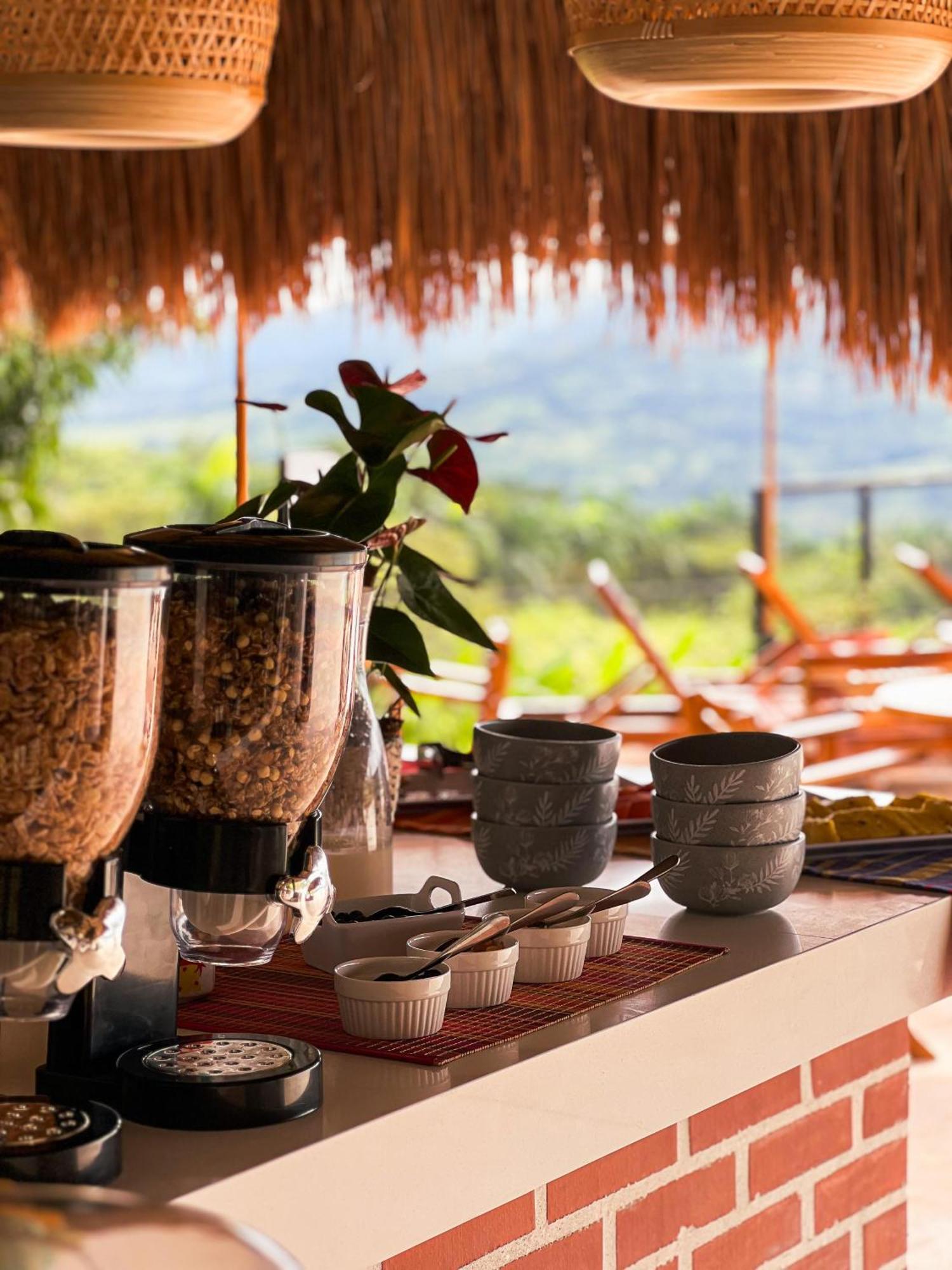 Fina Estampa Country Hotel - Mayores De 10 Anos - Támesis Kültér fotó